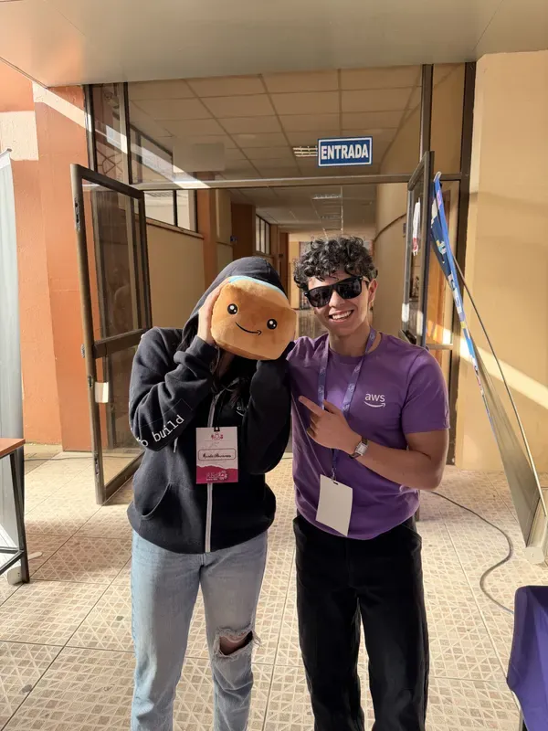 AWS Club en FLISol — foto 15