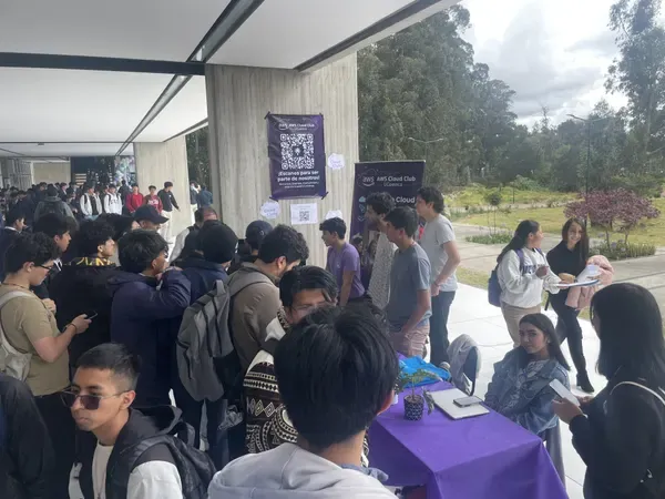 Los 4 Fantásticos de AWS — foto 16