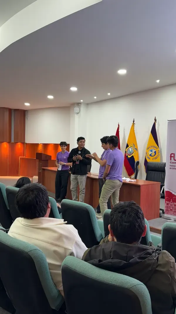 AWS Club en FLISol — foto 31