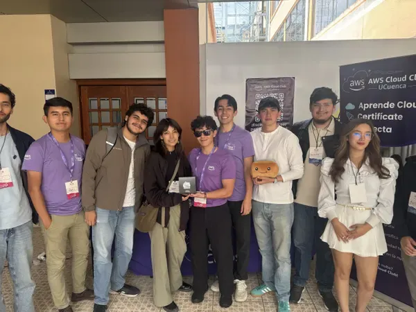 AWS Club en FLISol — foto 37