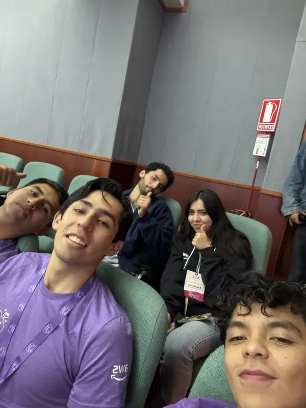 AWS Club en FLISol — foto 42